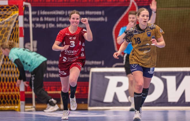 GER, Bensheim, HSG Bensheim Auerbach Flames vs Buxtehuder SV, Alsco Handball Bundesliga Frauen, Handball, DHB, Spielzeit 2025 2026, Weststadthalle Bensheim, 21 Spieltag im Bild Amelie Berger HSG Bensheim Auerbach Flames Frauen 3 , Jubel, Freude und Emotionen nach dem Tor DFB DFL REGULATIONS PROHIBIT ANY USE OF PHOTOGRAPHS AS IMAGE SEQUENCES AND OR QUASI VIDEO, 28 03 2026 Copyright: HMBxMedia HendrikxHamelau