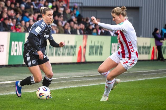 Germany Soccer Google Pixel Womens Bundesliga 2025 2026 1 FC Köln vs Eintracht Frankfurt 22 Matchday Franz Kremer Stadium Cologne Nadine Riesen Eintracht Frankfurt, 22 in duel with Anna Lena Stolze 1 FC Köln, 7 Copyright: xOrhanxHabashx