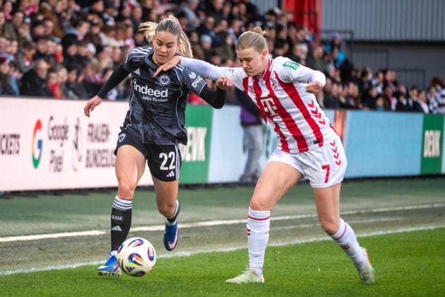 Germany Soccer Google Pixel Womens Bundesliga 2025 2026 1 FC Köln vs Eintracht Frankfurt 22 Matchday Franz Kremer Stadium Cologne Nadine Riesen Eintracht Frankfurt, 22 in duel with Anna Lena Stolze 1 FC Köln, 7 Copyright: xOrhanxHabashx