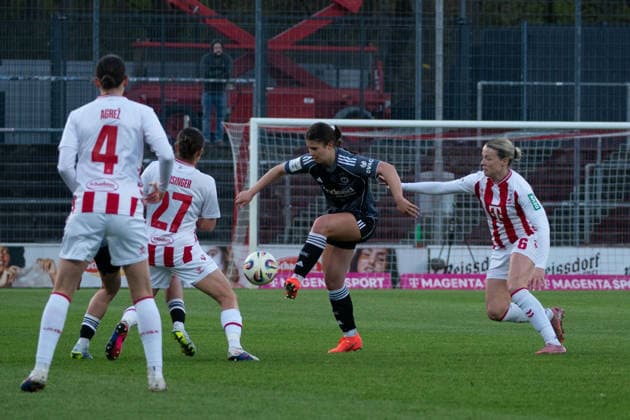 COLOGNE, GERMANY - MARCH 28: Noemi Ivelj (4 Eintracht Frankfurt Frauen) during the Google Pixel Frauen-Bundesliga between 1. FC Köln and Eintracht Frankfurt at Franz-Kremer-Stadion on March 28, 2026 in Cologne, Germany. (Photo by Qianru Zhang Press Photo) Copyright: xQianruxZhang SPPx Sportspressphoto_SPR120122