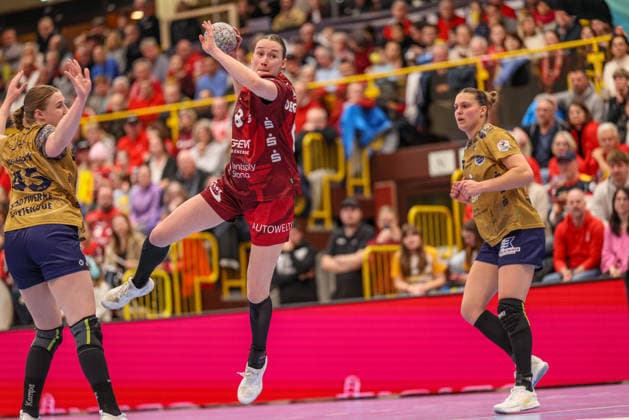GER, Bensheim, HSG Bensheim Auerbach Flames vs Buxtehuder SV, Alsco Handball Bundesliga Frauen, Handball, DHB, Spielzeit 2025 2026, Weststadthalle Bensheim, 21 Spieltag im Bild Lena Degenhardt HSG Bensheim Auerbach Flames Frauen 8 DFB DFL REGULATIONS PROHIBIT ANY USE OF PHOTOGRAPHS AS IMAGE SEQUENCES AND OR QUASI VIDEO, 28 03 2026 Copyright: HMBxMedia HendrikxHamelau