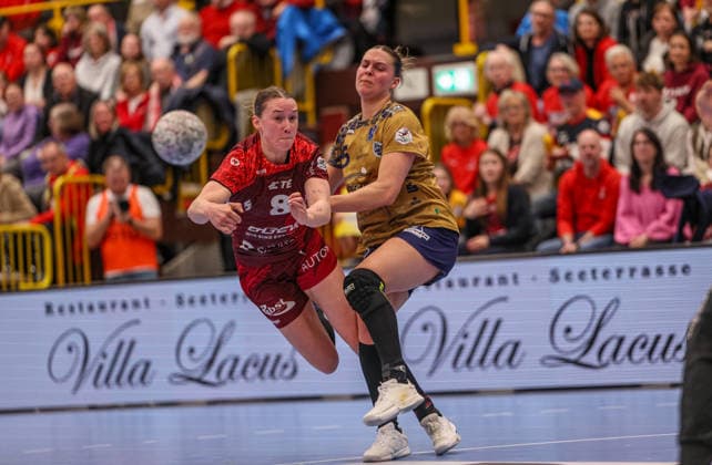 GER, Bensheim, HSG Bensheim Auerbach Flames vs Buxtehuder SV, Alsco Handball Bundesliga Frauen, Handball, DHB, Season 2025 2026, Weststadthalle Bensheim, 21 Matchday in the picture from l Lena Degenhardt HSG Bensheim Auerbach Flames Women 8 , Jolina Huhnstock Buxtehuder SV Women 45 DFB DFL REGULATIONS PROHIBIT ANY USE OF PHOTOGRAPHS AS IMAGE SEQUENCES AND OR QUASI VIDEO, 28 03 2026 Copyright: HMBxMedia HendrikxHamelau