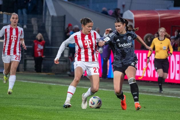 Germany Soccer Google Pixel Womens Bundesliga 2025 2026 1 FC Köln vs Eintracht Frankfurt 22 Matchday Franz Kremer Stadium Cologne in action Noemi Ivelj Eintracht Frankfurt, 4 vs Laura Feiersinger 1 FC Köln, 27 Copyright: xOrhanxHabashx
