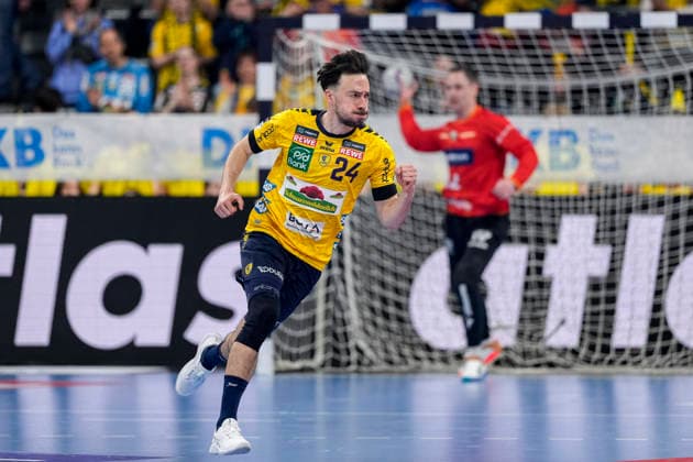 Goalscorer Patrick Groetzki RNL, 24 , Rhein Neckar Löwen player, celebrates a goal, cheer, cheer, goal celebration, celebrate the goal, goal, celebration, cheers about the goal, rejoicing, joy, rejoices, optimistic, positive, game scene, highlight, single picture, single photo, action, action, 28 03 2026, Mannheim Germany , Handball, Bundesliga, Rhein Neckar Löwen HSG Wetzlar xozx