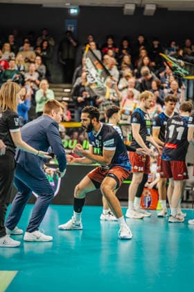 Volleyball Men Season 2025 2026 Volleyball Bundesliga Playoff Quarterfinals SVG Lüneburg vs WWK Volleys Herrsching 28 03 2026 Gustavo Oscar Bryan Avila 9 WWK Volleys Herrsching at the run-in