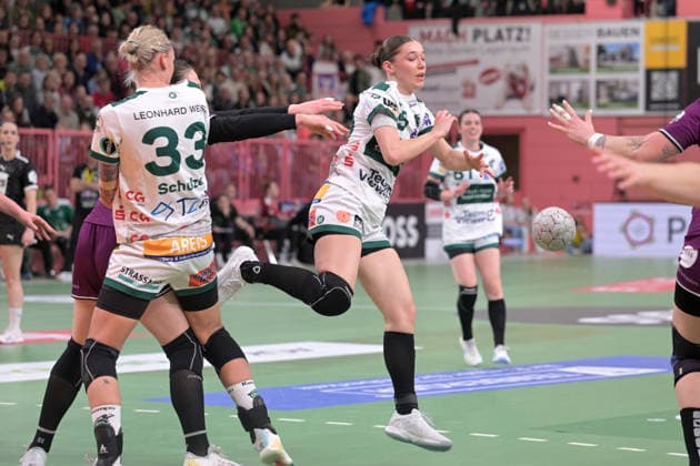 Lara Daeuble FrischAuf Goeppingen, 95 am with ball TusSies Metzingen vs FrischAuf Goeppingen , Handball, Alsco HBF, 21 League Matchday, Season 2025 2026, 28 03 2026 TusSies Metzingen vs FrischAuf Goeppingen , Handball, Alsco HBF, 21 League Matchday, Season 2025 2026, 28 03 2026 Tuebingen Copyright: xEibner-Pressefoto TobiasxBaurx EP_TBR