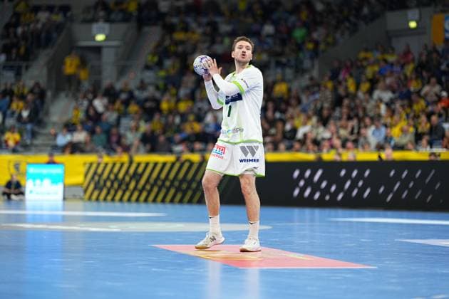 Scene with Dominik Mappes 7 HSG Wetzlar Handball DAIKIN HBL Rhein Neckar Löwen vs HSG Wetzlar Copyright: xspeedshotx