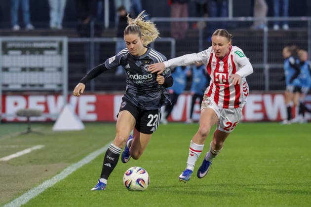 28 03 2026, xgrfx, Fußball Google Pixel Frauen Bundesliga, 1 FC Köln Eintracht Frankfurt v l Nadine Riesen Eintracht Frankfurt , Laura Donhauser 1 FC Köln DFL DFB REGULATIONS PROHIBIT ANY USE OF PHOTOGRAPHS as IMAGE SEQUENCES and or QUASI VIDEO Köln