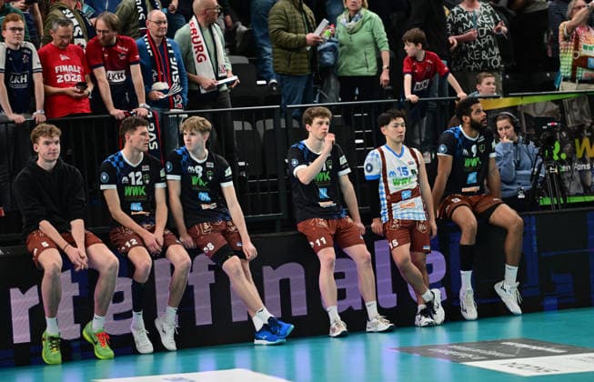 GER 1 VBL, Play Off quarterfinals, SVG Lueneburg vs WWK Volleys Herrsching 28 03 2026, GER 1 VBL, PLay Off quarterfinals, SVG Lueneburg vs WWK Volleys Herrsching, in the picture the Lueneburg team celebrates the victory nordphotoxGmbH xWitke nph00002