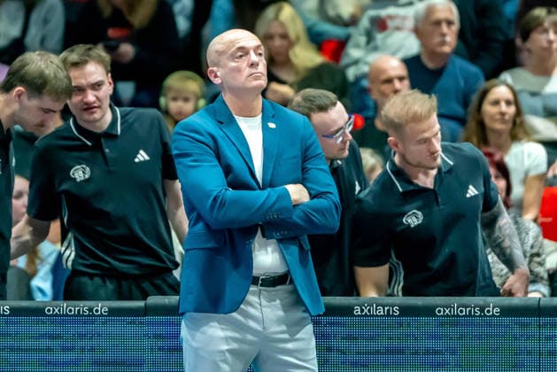 Chemnitz, Germany March 28, 2026 1 BBL 2025 2026 Niners Chemnitz against EWE Baskets Oldenburg In the picture Head Coach Rodrigo Pastore 99 relaxed Copyright: xFotostandx xNachtigallx