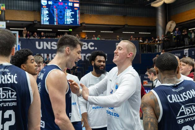 MBC player Jure Planinic MBC, 44 , Collin Welp MBC, 40 after the 90 82 home win, Syntainics MBC vs Rasta Vechta, Basketball, 1 Bundesliga, Men, Matchday 26, Season 2025 26, 28 03 2026 Weißenfels Stadthalle Sachsen Anhalt Germany