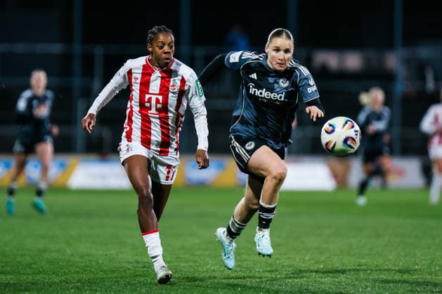 Google Pixel Women Bundesliga 1 FC Köln Eintracht Frankfurt 28 03 2026 Lydia Andrade 1 FC Köln, 17 in duel with Jella Veit Eintracht Frankfurt, 25 Google Pixel Women Bundesliga 1 FC Köln Eintracht Frankfurt Köln, Franz Kremer Stadion 28 03 2025 DFB REGULATIONS PROHIBIT ANY USE OF PHOTOGRAPHS AS IMAGE SEQUENCES AND OR QUASI VIDEO Copyright: xBEAUTIFULxSPORTS Freisenx