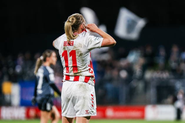 Google Pixel Women Bundesliga 1 FC Köln Eintracht Frankfurt 28 03 2026 Pauline Bremer 1 FC Köln, 11 after the match Google Pixel Women Bundesliga 1 FC Köln Eintracht Frankfurt Köln, Franz Kremer Stadion 28 03 2025 DFB REGULATIONS PROHIBIT ANY USE OF PHOTOGRAPHS AS IMAGE SEQUENCES AND OR QUASI VIDEO Copyright: xBEAUTIFULxSPORTS Freisenx