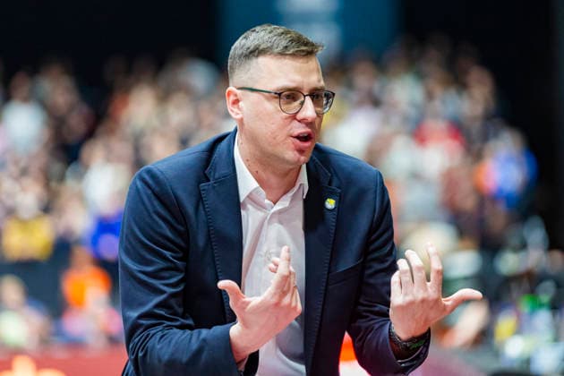 28 03 2026, xomx, Basketball easyCredit BBL Bundesliga, NINERS Chemnitz EWE Baskets Oldenburg v l Lazar Spasic EWE Baskets Oldenburg Head Coach Portrait, Portraet, Chemnitz