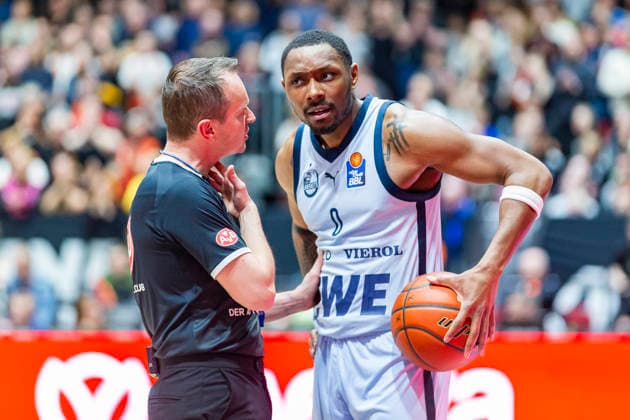 28 03 2026, xomx, Basketball easyCredit BBL Bundesliga, NINERS Chemnitz EWE Baskets Oldenburg v l Kyle Lofton EWE Baskets Oldenburg Chemnitz