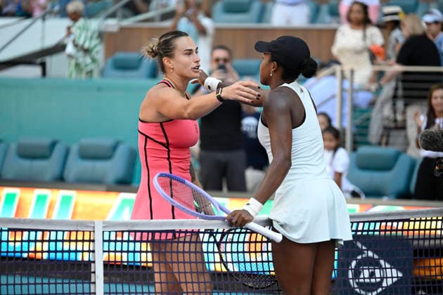 MIAMI GARDENS, FL - MARCH 28: Aryna Sabalenka of Belarus celebrates winning the womenÕs singles final of the Miami Open against Coco Gauff of the United States (right), on March 28, 2026, at Hard Rock Stadium in Miami Gardens, Florida. (Photo by Michele Eve Sandberg Icon Sportswire) TENNIS: MAR 28 Miami Open EDITORIAL USE ONLY Icon2603280764
