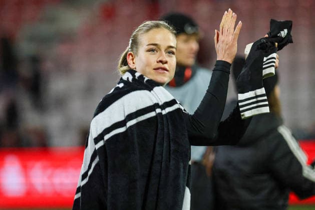 Cologne, Germany 28 March 2026 1 Womens Bundesliga 22 Matchday 1 FC Cologne Women vs Eintracht Frankfurt Women In the picture Nadine Riesen SGE celebrating after the away win against Cologne Copyright: HMBxMedia MadeleinexFantini