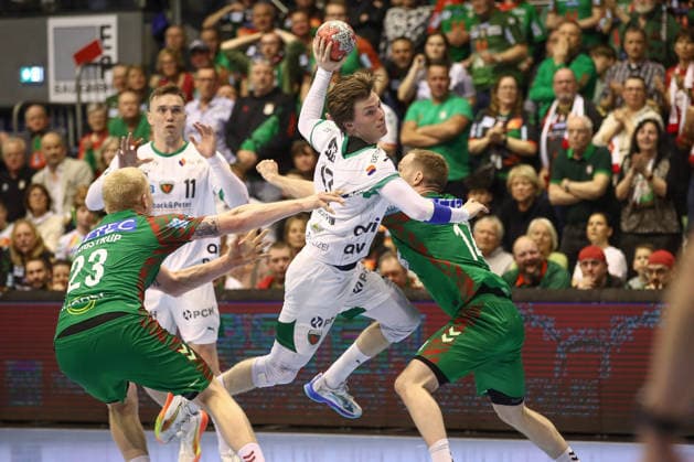 28 03 2026, xtgx, Handball, Daikin HBL, SC Magdeburg Füchse Berlin v l Nils Lichtlein Berlin, 17 throws goal, Torschuetze, scores goal, Treffer, scores the goal Magdeburg