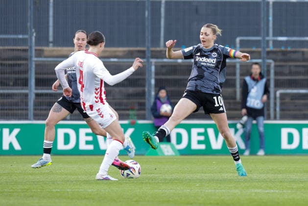 28 03 2026, xgrfx, Fußball Google Pixel Frauen Bundesliga, 1 FC Köln Eintracht Frankfurt v l Sara Agrez 1 FC Köln , Laura Freigang Eintracht Frankfurt DFL DFB REGULATIONS PROHIBIT ANY USE OF PHOTOGRAPHS as IMAGE SEQUENCES and or QUASI VIDEO Köln