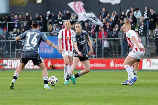 28 03 2026, xgrfx, Soccer Google Pixel Women Bundesliga, 1 FC Köln Eintracht Frankfurt v l Geraldine Reuteler, Laura Freigang Eintracht Frankfurt , Laura Vogt 1 FC Köln DFL DFB REGULATIONS PROHIBIT ANY USE OF PHOTOGRAPHS as IMAGE SEQUENCES and or QUASI VIDEO Köln