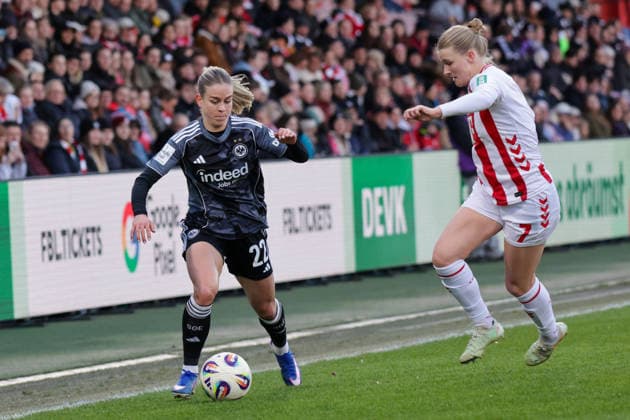 28 03 2026, xgrfx, Fußball Google Pixel Frauen Bundesliga, 1 FC Köln Eintracht Frankfurt v l Nadine Riesen Eintracht Frankfurt , Anna Lena Stolze 1 FC Köln DFL DFB REGULATIONS PROHIBIT ANY USE OF PHOTOGRAPHS as IMAGE SEQUENCES and or QUASI VIDEO Köln