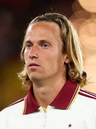 March 27, 2026, Villarreal, Barcelona, Spain: Marcos Llorente of Spain during the International Friendly, Länderspiel, Nationalmannschaft match between Spain v Serbia at the Estadio de la Ceramica on March 27, 2026 in Villareal Spain Villarreal Spain - ZUMAr232 20260327_zsp_r232_056 Copyright: xDavidxRamirezx