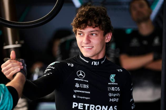 F1 - JAPANESE GRAND PRIX 2026 KIMI ANTONELLI Andrea (ita), Mercedes AMG F1 Team W16, portrait during the Formula 1 Japanese Grand Prix 2026, 3rd round of the 2026 Formula One World Championship, WM, Weltmeisterschaft from March 27 to 29, 2026 on the Suzuka Circuit, in Suzuka, Japan - SuzukaJapan  Copyright: xDPPIx