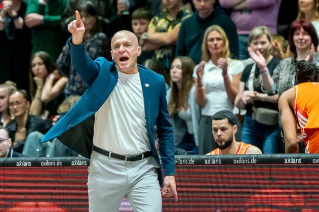 Chemnitz, Germany March 28, 2026 1 BBL 2025 2026 Niners Chemnitz against EWE Baskets Oldenburg In the picture Head Coach Rodrigo Pastore 99 Copyright: xFotostandx xNachtigallx