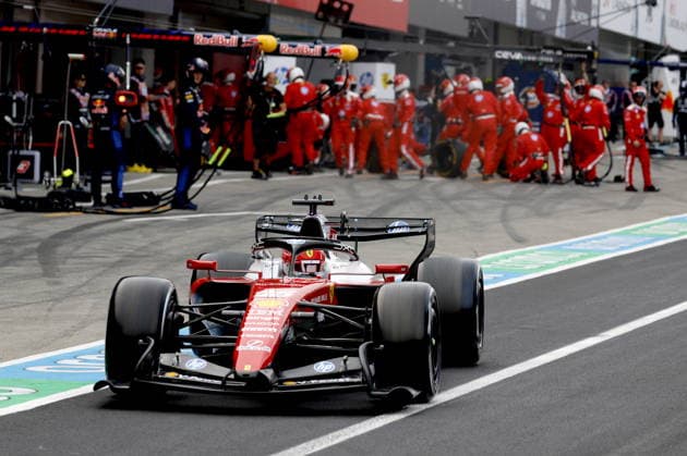 Formula One Japanese Grand Prix - Race Scuderia Ferrari driver Charles Leclerc of Monaco heads out to the pitlane following a pitstop during the Formula 1 Japanese Grand Prix at the Suzuka International Racing Course racetrack in Suzuka, Japan, 29 March 2026. SUZUKA Japan  Copyright: xFRANCKxROBICHONx xPOOLx
