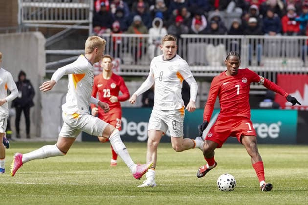 Canada v Iceland - International Friendly, Länderspiel, Nationalmannschaft Match Jonathan David 7 of Canada and Ãsak Bergmann Johannesson 8 of Iceland battle for the ball during the International Friendly match between Canada and Iceland at BMO Filed. on March 28, 2026 in Toronto, Ontario. (Photo by Leonardo Ramirez Eyepix Group) Copyright: xLeonardoxRamirezx xEyepixxGroupx LR28032025-00230