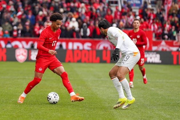 Canada v Iceland - International Friendly, Länderspiel, Nationalmannschaft Match Tajon Buchanan 17 of Canada and Michael Egiil Ellertsson 19 of Iceland battle for the ball during the International Friendly match between Canada and Iceland at BMO Filed. on March 28, 2026 in Toronto, Ontario. (Photo by Leonardo Ramirez Eyepix Group) Copyright: xLeonardoxRamirezx xEyepixxGroupx LR28032025-00545