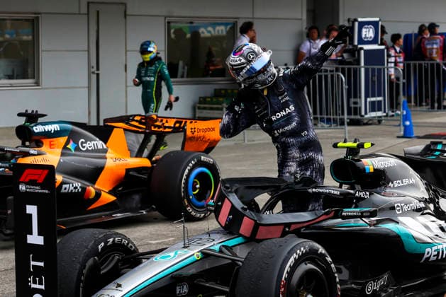 F1 - JAPANESE GRAND PRIX 2026 KIMI ANTONELLI Andrea (ita), Mercedes AMG F1 Team W16, portrait, Parc ferme during the Formula 1 Japanese Grand Prix 2026, 3rd round of the 2026 Formula One World Championship, WM, Weltmeisterschaft from March 27 to 29, 2026 on the Suzuka Circuit, in Suzuka, Japan - SuzukaJapan  Copyright: xDPPIx