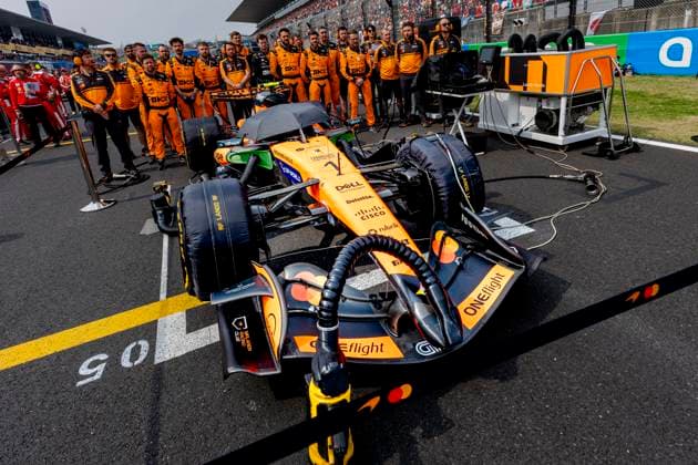 SUZUKA McLaren team during the national anthem during the Formula 1 Japan Suzuka race at the Suzuka Formula 1 circuit on March 29, 2025 in Suzuka, Japan Photo by DeFodi Images
