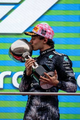 29th March 2026; Suzuka Circuit, Suzuka, Japan; 2026 FIA Formula 1 Japanese Grand Prix Race Day; Kimi Antonelli (12) of Italy and Mercedes-AMG PETRONAS Formula One Team winning the Japanese Grand Prix 2026 kissing the Japanese Grand Prix Champions trophy KeiichixMiyashita Content restricted for UK based newspaper