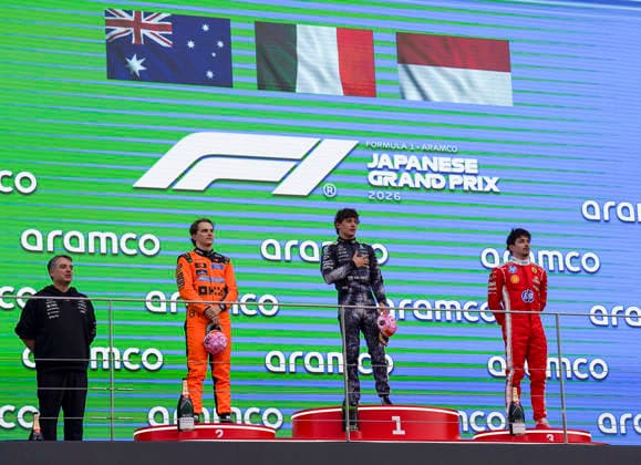 FORMULA ONE JAPANESE GRAND PRIX 2026 Race Winner Kimi Antonelli 12 (ITA) Mercedes, Oscar Piastri 81 (AUS) McLaren and Charles Leclerc 16 (MON) Ferrari on the podium during the Formula 1 Aramco Japanese Grand Prix 2026, 3rd round of the 2026 Formula One World Championship, WM, Weltmeisterschaft from March 27th - 29th, 2026 at the Suzuka Circuit, Suzuka City, Japan. Credit: Robbie Hoad Every Second Media Editorial use only. All images are copyright Every Second Media Limited. No images may be reproduced without prior permission. Copyright: xIMAGO EveryxSecondxMediax ESM-1879-0315 RobbiexHoadx xEveryxSecondxMediax