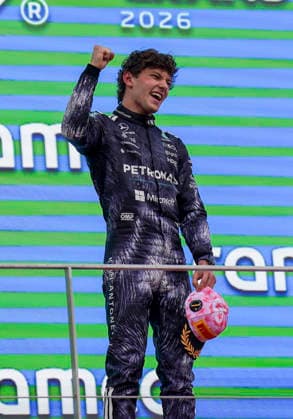 FORMULA ONE JAPANESE GRAND PRIX 2026 Kimi Antonelli 12 (ITA) Mercedes after winning the race during the Formula 1 Aramco Japanese Grand Prix 2026, 3rd round of the 2026 Formula One World Championship, WM, Weltmeisterschaft from March 27th - 29th, 2026 at the Suzuka Circuit, Suzuka City, Japan. Credit: Robbie Hoad Every Second Media Editorial use only. All images are copyright Every Second Media Limited. No images may be reproduced without prior permission. Copyright: xIMAGO EveryxSecondxMediax ESM-1879-0318 RobbiexHoadx xEveryxSecondxMediax