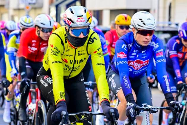 In Flanders Fields From Middelkerke to Wevelgem 2026 Cycling Race WEVELGEM, BELGIUM - MARCH 29 : Van Aert Wout (BEL) of Team Visma Lease a Bike, Philipsen Jasper (BEL) of Alpecin Premier Tech during the 88th edition of In Flanders Fields From Middelkerke to Wevelgem an UCI World Tour 1.UWT one day cycling road race for Men Elite of 240 km with start in Middelkerke and finish in Wevelgem on March 29, 2026 in Wevelgem, Belgium, 29 03 2026 ( Motordriver Guy De Vuyst - Wevelgem Belgium  Copyright: xJanxDexMeuleneirx