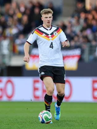 Finn Jeltsch Germany controls the ball, UEFA Under21 EURO Qualifier, Germany v Northern Ireland, Eintracht Stadion, March 27, 2026 in Braunschweig, Germany Photo by Marco Steinbrenner DeFodi Images Finn Jeltsch Germany controls the ball, UEFA Under21 EURO Qualifier, Germany v Northern Ireland, Eintracht Stadion, March 27, 2026 in Braunschweig, Germany Photo by Marco Steinbrenner DeFodi Images