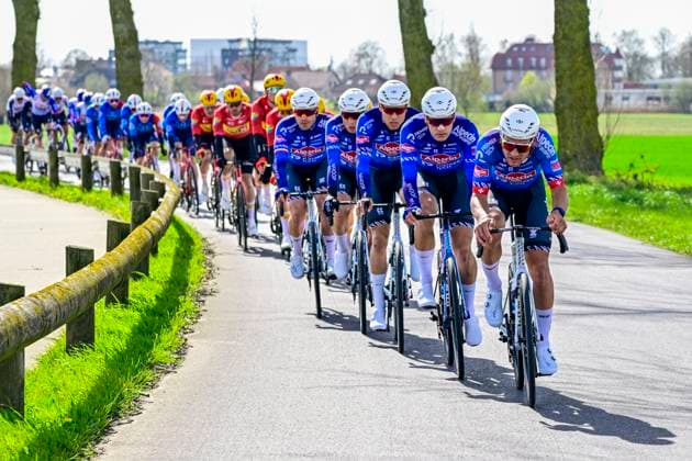In Flanders Fields From Middelkerke to Wevelgem 2026 Cycling Race WEVELGEM, BELGIUM - MARCH 29 : Dillier Silvan (SUI) of Alpecin Premier Tech leading the peloton during the 88th edition of In Flanders Fields From Middelkerke to Wevelgem an UCI World Tour 1.UWT one day cycling road race for Men Elite of 240 km with start in Middelkerke and finish in Wevelgem on March 29, 2026 in Wevelgem, Belgium, 29 03 2026 ( Motordriver Guy De Vuyst - Wevelgem Belgium  Copyright: xJanxDexMeuleneirx