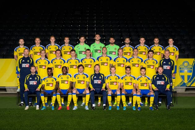 260329 Players and coaching staff of the Swedish national football team pose for a team photo on March 29, 2026 in Stockholm Top row, left to right Gabriel Gudmundsson, Carl Starfelt, Hugo Larsson, Benjamin Nygren, goalkeeper Melker Ellborg, goalkeeper Noel Törnqvist, goalkeeper Kristoffer Nordfeldt, Jesper Karlström, Viktor Gyökeres, Gustav Lundgren and Elliot Stroud Middle row Assistant coach Andreas Georgson, Lucas Bergvall, Mattias Svanberg, Williot Swedberg, Eric Smith, Gustaf Nilsson, Herman Johansson, Gustaf Lagerbielke, Besfort Zeneli and goaltender coach Linus Kandolin Bottom row Assistant coach Sebastian Larsson, Taha Abdi Ali, Anthony Elanga, Victor Nilsson Lindelöf, head coach Graham Potter, Daniel Svensson, Yasin Ayari, Roony Bardghji and assistant coach Björn Hamberg Editors note Picture has been retouched and background objects removed Photo Joel Marklund BILDBYRAN kod JM JM0812 bbeng fotboll football soccer fotball vm kval fifa world cup qualifier lagbild team photo sverige sweden sverige a Copyright: JOELxMARKLUND BB260329JM001