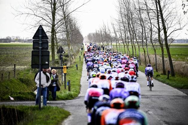 The pack of riders pictured in action at the Moeren during the men elite Middelkerke-Wevelgem - In Flanders Fields one day cycling race, 240.8 km from Middelkerke to Wevelgem, on Sunday 29 March 2026. JASPERxJACOBS  x169240197x