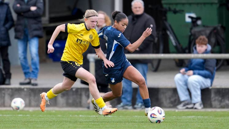 v li Dana Keßler Kessler, Weinberg, 6 , Maimouna Stein TSG II, 11 , duel, duel, duel, tackle, tackling, dynamics, action, action, 29 03 2026, St Leon Rot Germany , Football, Women, Regionalliga Süd, TSG 1899 Hoffenheim U20 SV 67 Weinberg, 29 03 2026, St Leon Rot Germany , Soccer, Women, Regionalliga Süd, TSG 1899 Hoffenheim U20 SV 67 Weinberg, DFB DFL REGULATIONS PROHIBIT ANY USE OF PHOTOGRAPHS AS IMAGE SEQUENCES AND OR QUASI VIDEO xozx