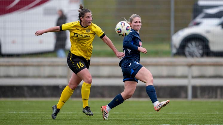 v li Meike Bohn Weinberg, 16 , Nadine Bitzer TSG II, 15 , duel, duel, tackle, tackling, dynamics, action, action, 29 03 2026, St Leon Rot Germany , Football, Women, Regionalliga Süd, TSG 1899 Hoffenheim U20 SV 67 Weinberg, 29 03 2026, St Leon Rot Germany , Soccer, Women, Regionalliga Süd, TSG 1899 Hoffenheim U20 SV 67 Weinberg, DFB DFL REGULATIONS PROHIBIT ANY USE OF PHOTOGRAPHS AS IMAGE SEQUENCES AND OR QUASI VIDEO xozx