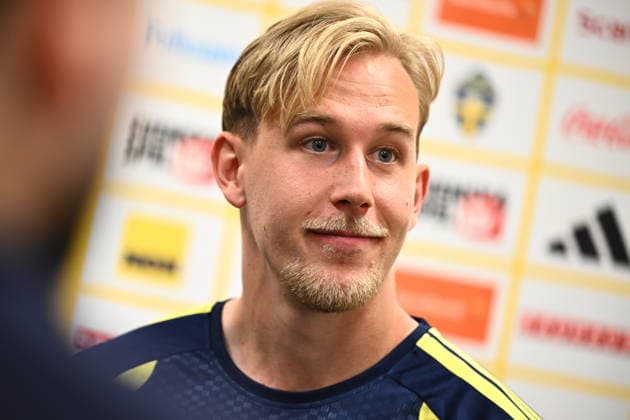STOCKHOLM, SWEDEN 20260329 Herman Johansson at a press conference after Sunday s training with the national football team at Strawberry Arena ahead of the playoff final against Poland STOCKHOLM SWEDEN x10090x  Copyright: xClaudioxBresciani TTx THE NATIONAL FOOTBALL TEAM TRAINS BEFORE THE PLAYOFF FINAL