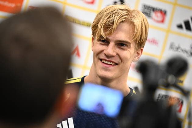 STOCKHOLM 20260329 Lucas Bergvall at a press conference after Sunday s training with the national football team at Strawberry Arena ahead of the playoff final against Poland STOCKHOLM SWEDEN x10090x  Copyright: xClaudioxBresciani TTx THE NATIONAL FOOTBALL TEAM TRAINS BEFORE THE PLAYOFF FINAL