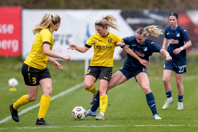 v li Mara Grimm Weinberg, 3 , Anna Hofrichter Weinberg, 12 , Rieke Jungebloed TSG II, 16 , Victoria Säring TSG II, 27 , duel, duel scene, duel, tackle, tackling, dynamics, action, action, 29 03 2026, St Leon Rot Germany , Football, Women, Regionalliga Süd, TSG 1899 Hoffenheim U20 SV 67 Weinberg, 29 03 2026, St Leon Rot Germany , Soccer, Women, Regionalliga Süd, TSG 1899 Hoffenheim U20 SV 67 Weinberg, DFB DFL REGULATIONS PROHIBIT ANY USE OF PHOTOGRAPHS AS IMAGE SEQUENCES AND OR QUASI VIDEO xozx