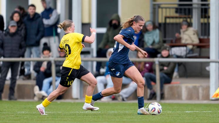 v li Lea Würth Weinberg, 10 , Svenja Vöhringer TSG II, 24 , duel, duel, tackle, tackling, dynamics, action, action, 29 03 2026, St Leon Rot Germany , Football, Women, Regionalliga Süd, TSG 1899 Hoffenheim U20 SV 67 Weinberg, 29 03 2026, St Leon Rot Germany , Soccer, Women, Regionalliga Süd, TSG 1899 Hoffenheim U20 SV 67 Weinberg, DFB DFL REGULATIONS PROHIBIT ANY USE OF PHOTOGRAPHS AS IMAGE SEQUENCES AND OR QUASI VIDEO xozx