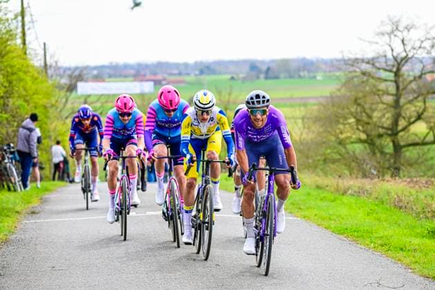 In Flanders Fields From Middelkerke to Wevelgem 2026 Cycling Race WEVELGEM, BELGIUM - MARCH 29 : DE BONDT Dries of Team Jayco AlUla leading the escape pack during the 88th edition of In Flanders Fields From Middelkerke to Wevelgem an UCI World Tour 1.UWT one day cycling road race for Men Elite of 240 km with start in Middelkerke and finish in Wevelgem on March 29, 2026 in Wevelgem, Belgium, 29 03 2026 ( Motordriver Guy De Vuyst - Wevelgem Belgium  Copyright: xJanxDexMeuleneirx
