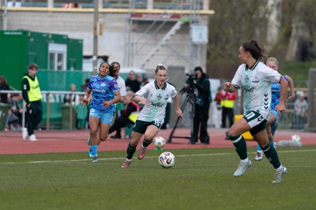 BREMEN, GERMANY - MARCH 29: Michelle Weiß (15 SV Werder Bremen) during the Google Pixel Frauen-Bundesliga between SV Werder Bremen and SGS Essen at Weserstadion Platz 11 on March 29, 2026 in Bremen, Germany. (Photo by Qianru Zhang Press Photo) Copyright: xQianruxZhang SPPx Sportspressphoto_SPR120910
