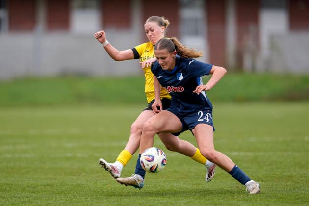 v li Lea Würth Weinberg, 10 , Svenja Vöhringer TSG II, 24 , duel, duel, tackle, tackling, dynamics, action, action, 29 03 2026, St Leon Rot Germany , Football, Women, Regionalliga Süd, TSG 1899 Hoffenheim U20 SV 67 Weinberg, 29 03 2026, St Leon Rot Germany , Soccer, Women, Regionalliga Süd, TSG 1899 Hoffenheim U20 SV 67 Weinberg, DFB DFL REGULATIONS PROHIBIT ANY USE OF PHOTOGRAPHS AS IMAGE SEQUENCES AND OR QUASI VIDEO xozx